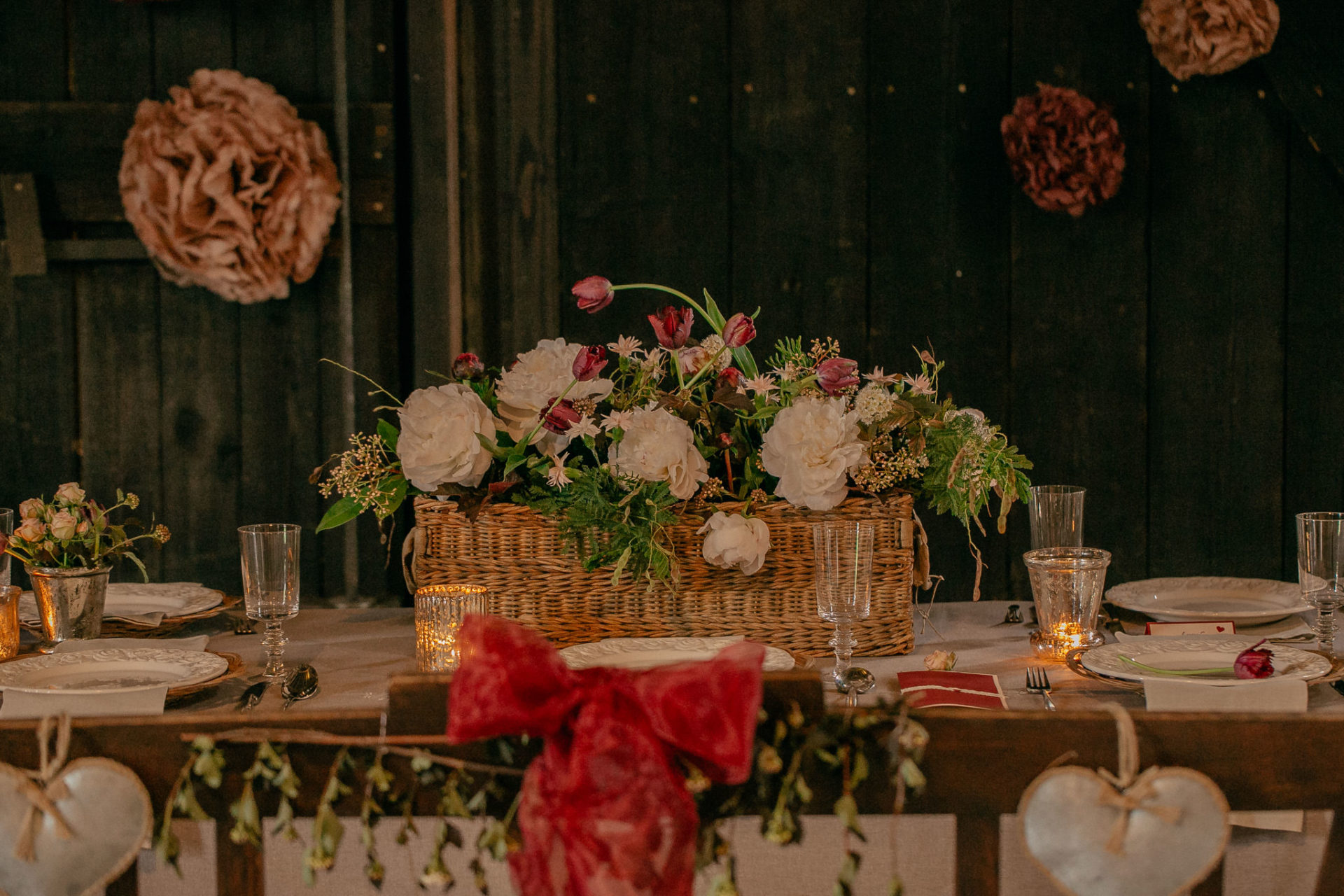 pantone color of the year wedding-wedding details-barn wedding germany