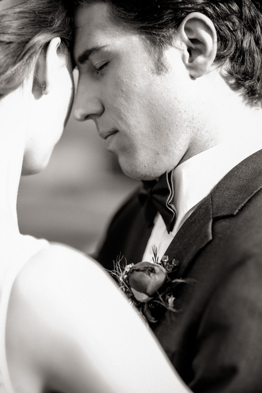 barn wedding germany-artistic wedding photographer-vw t1 wedding car-vintage wedding