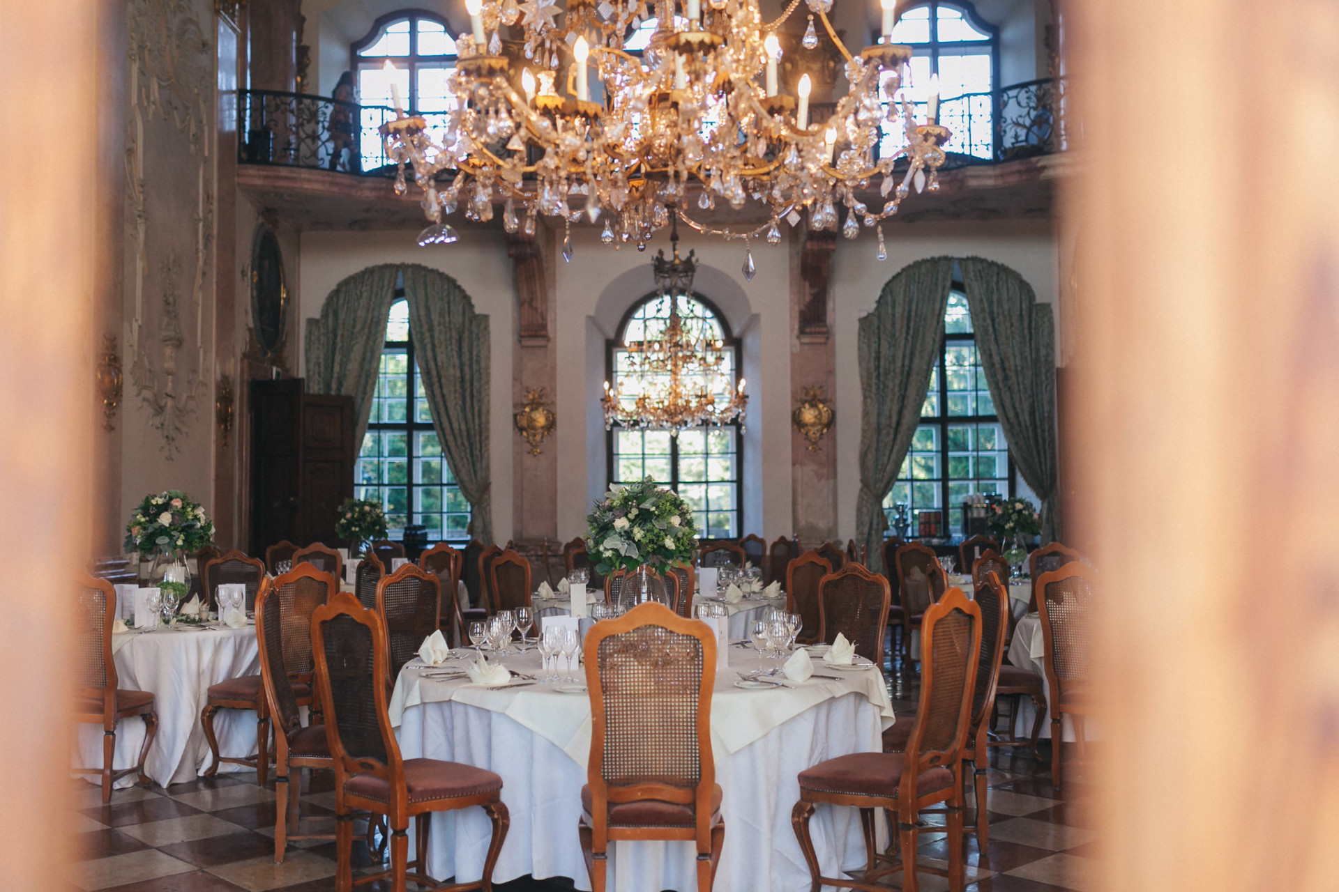 castle wedding austria-salzburg wedding photographer-schloss leopoldskron salzburg wedding