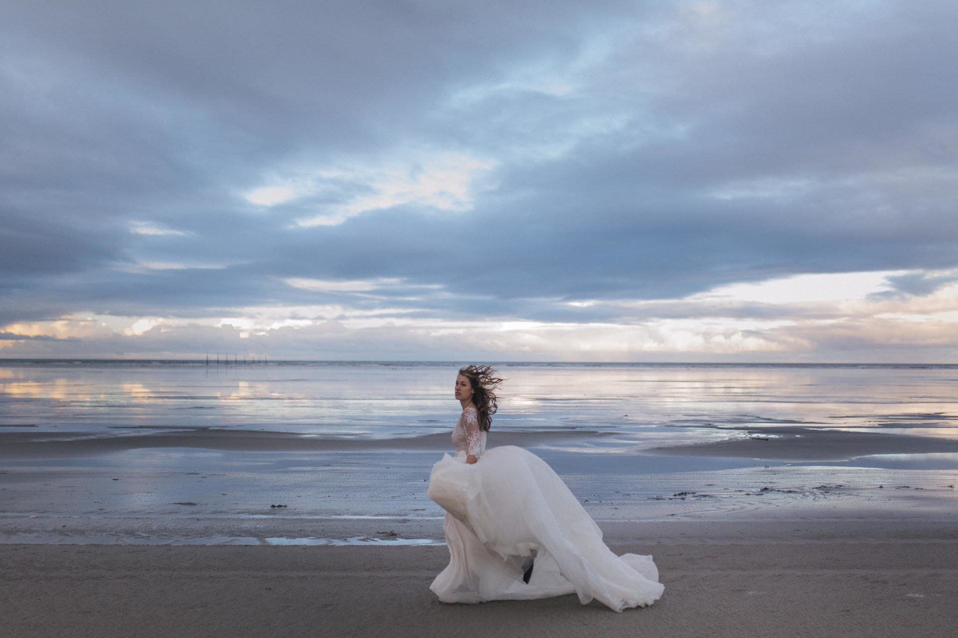 bridal portrait beach-elfenkleid-couture bridal gown-wedding photographer germany