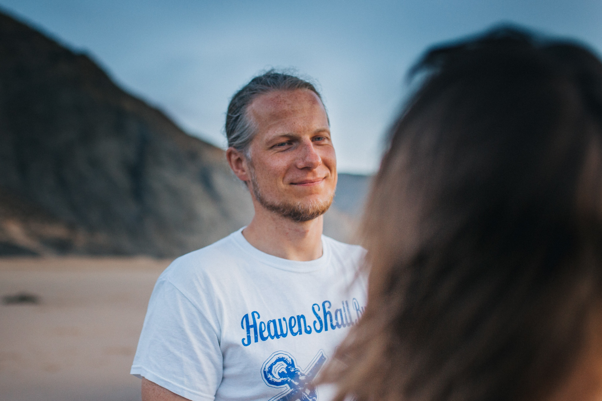 beach engagement photos-elopement photographer europe-elopement algarve