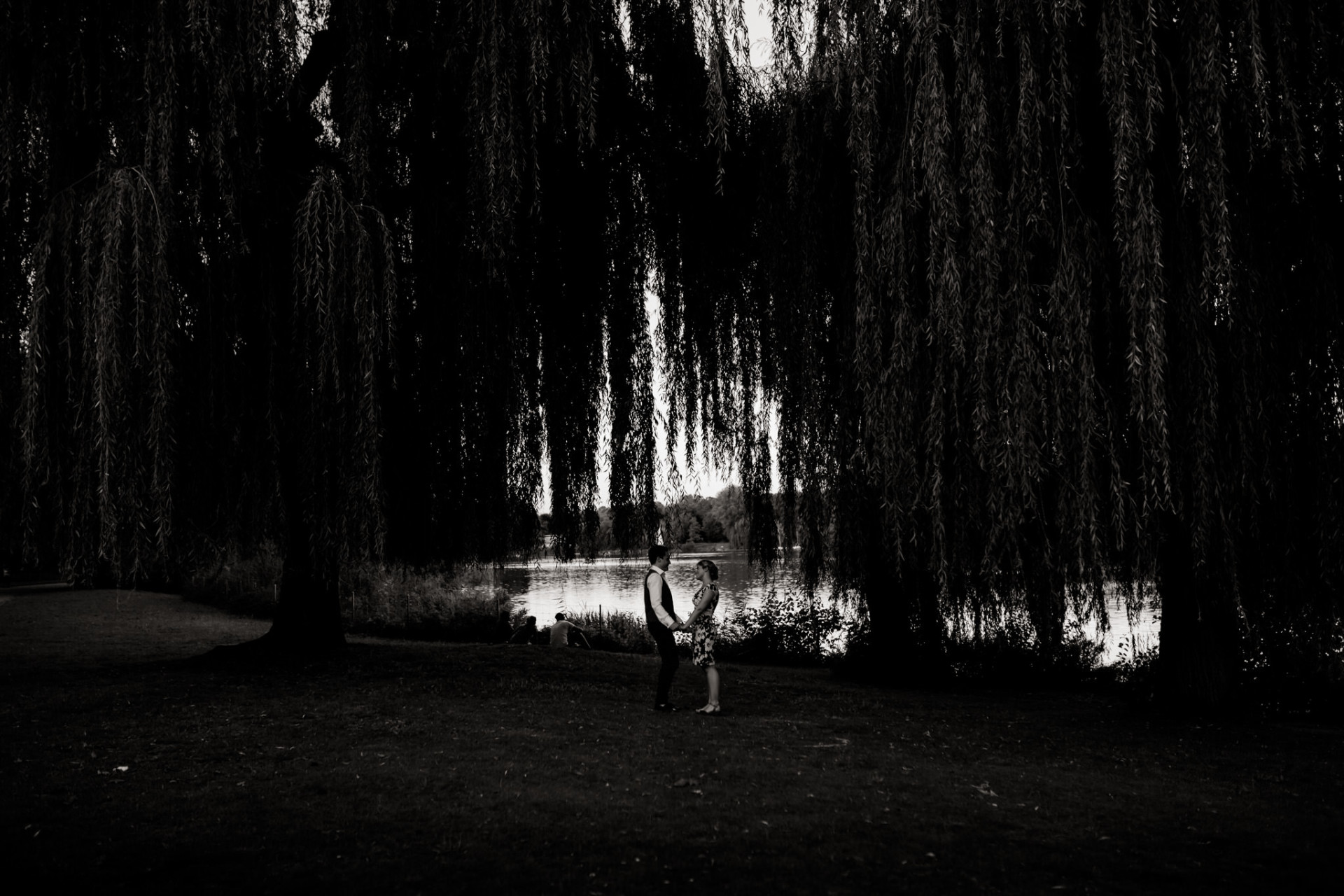 engagement shoot stuttgart-max Eyth see couple shoot-wedding photographer-elopement black forrest