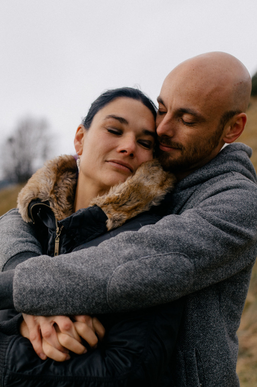 engagement photos with dog-wedding photographer austria-engagement photos austria