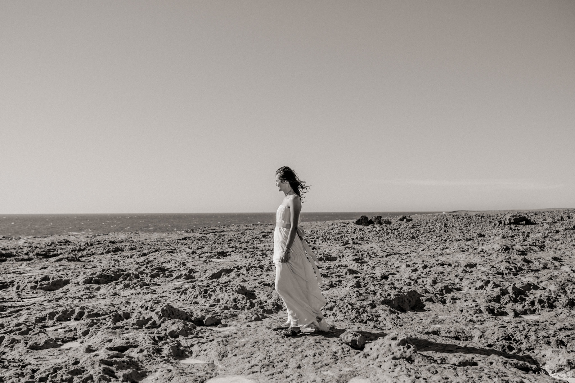 Wedding photographer perth-elopement australia-WA beach wedding WA-elfenkleid bridal gown-the quobba blow holes