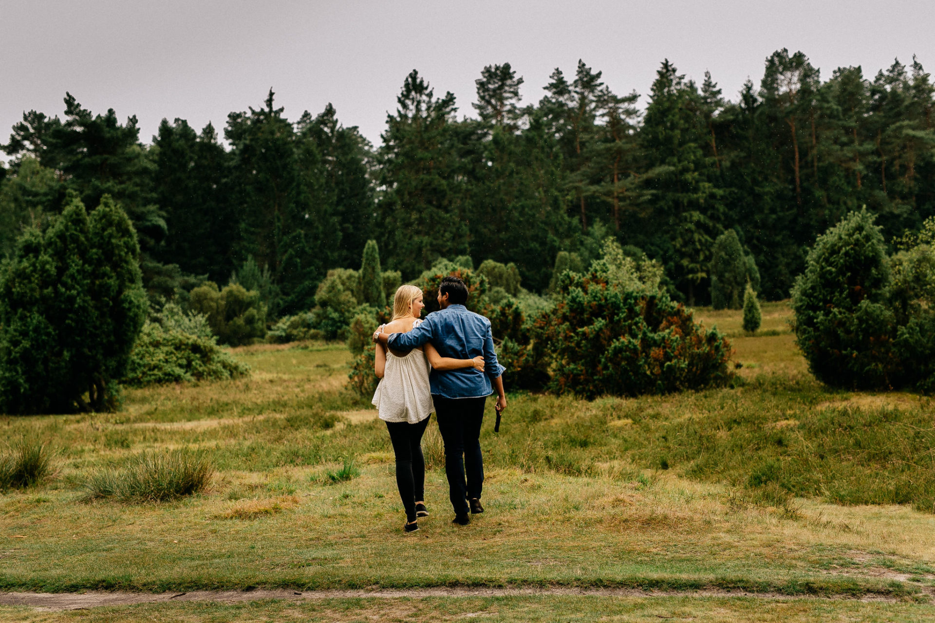 happy couple-boho engagement photos-couple photo session hamburg-northern germany wedding photographer-elopement europe
