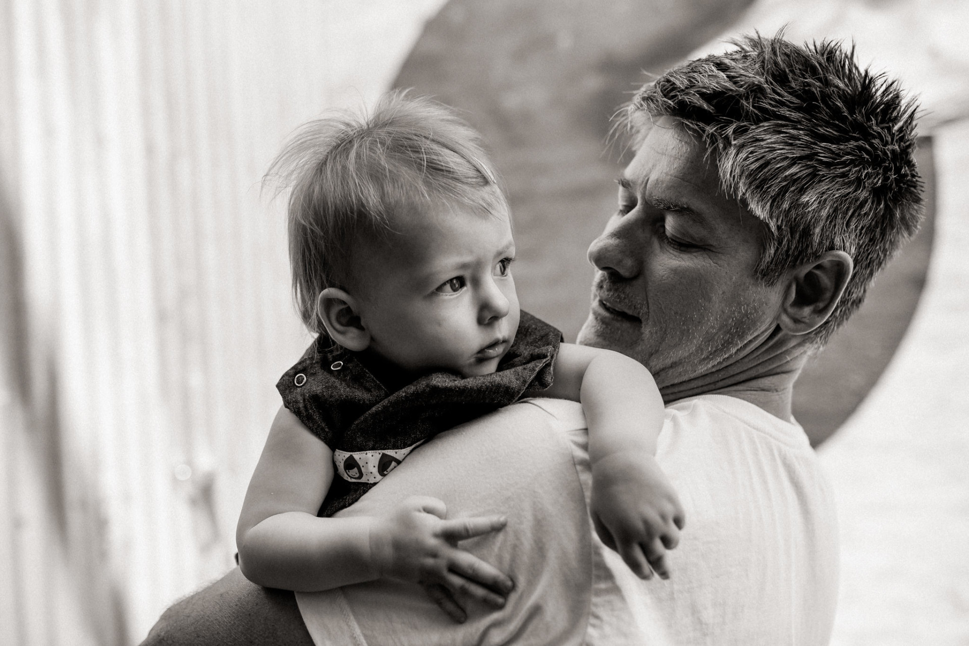 Family photographer Melbourne-dad portrait melbourne