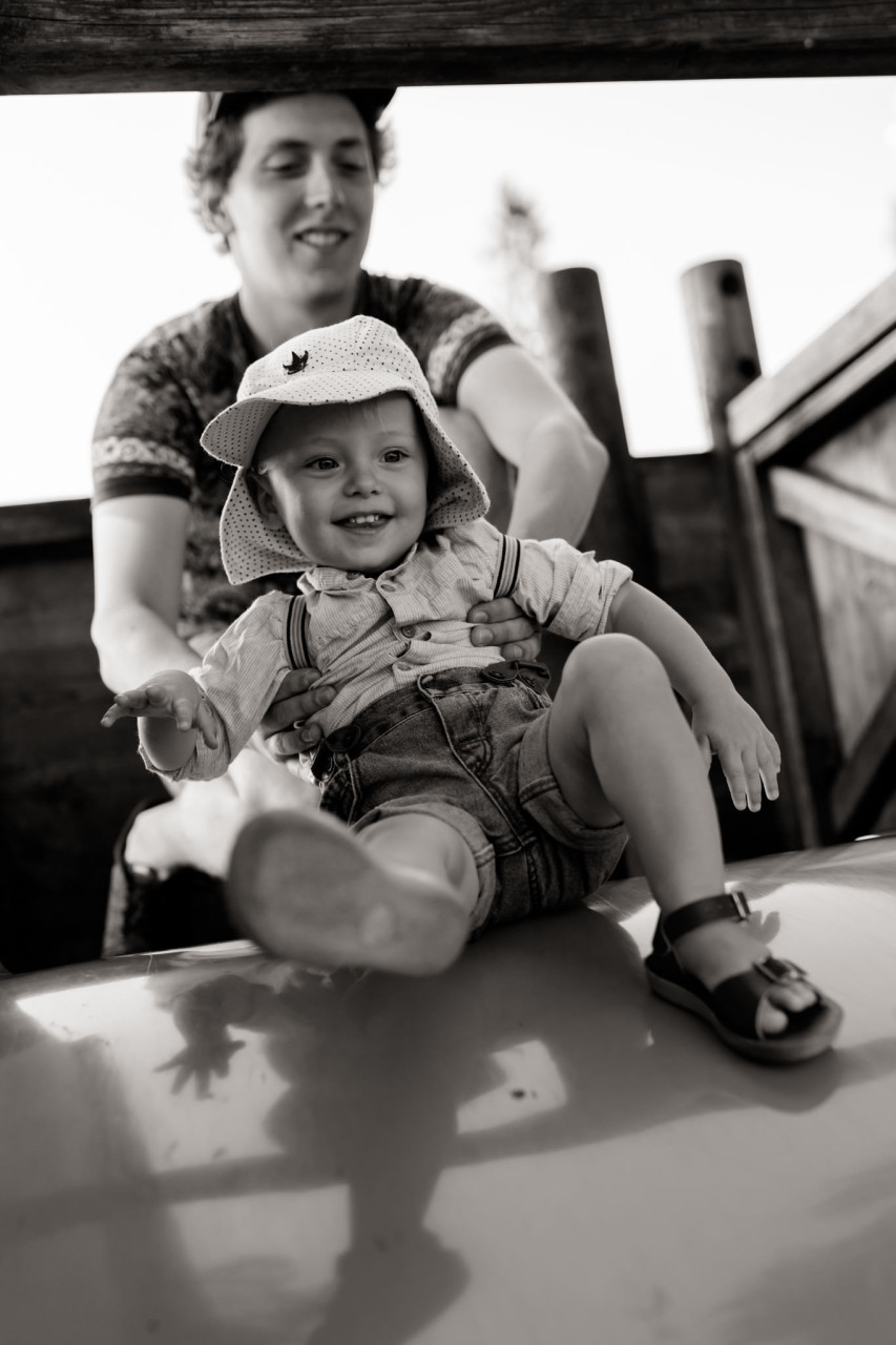 family photographer stuttgart-family journal-family photographer austria-3 family photographer stuttgart-candid family portrait-family journal germany-austria photographer family-weekend trip Pfaender playground