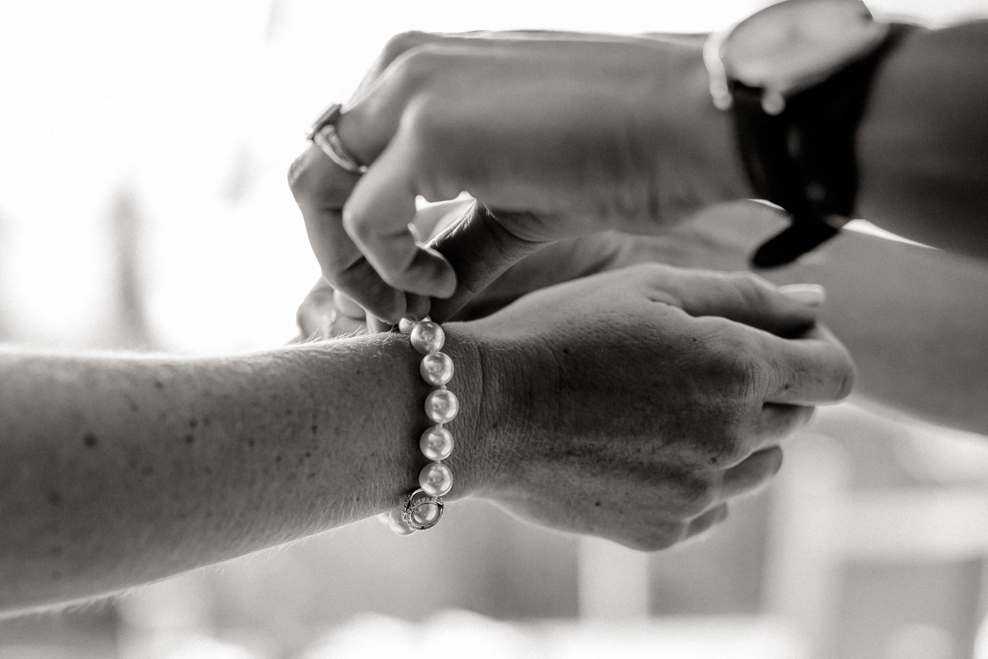 vineyard barn wedding south germany-15 bride getting ready details-creative wedding portraits germany-elopement photographer europe-vineyard wedding stuttgart