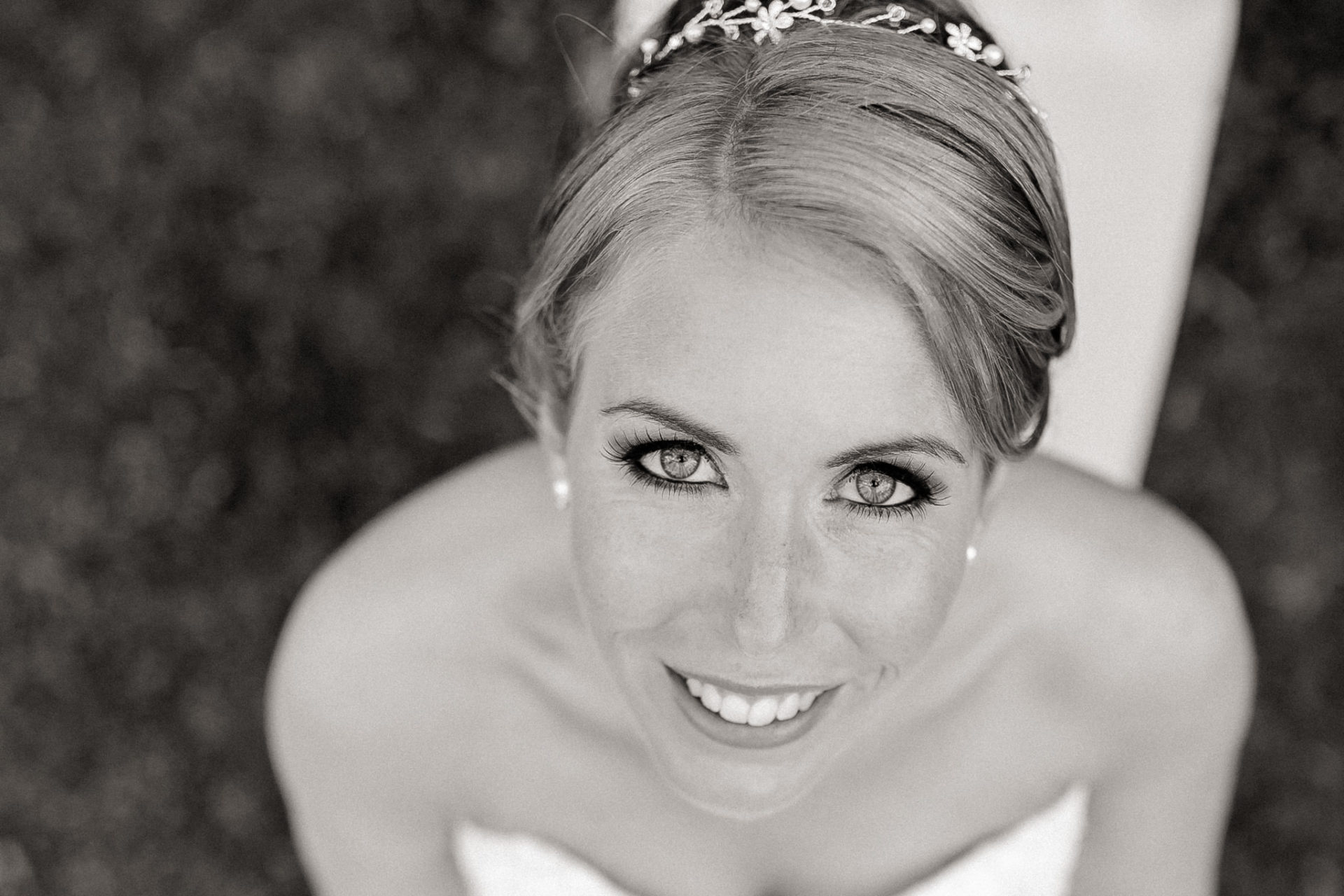 vineyard barn wedding south germany-17 creative wedding portraits germany-elopement photographer europe-vineyard wedding stuttgart