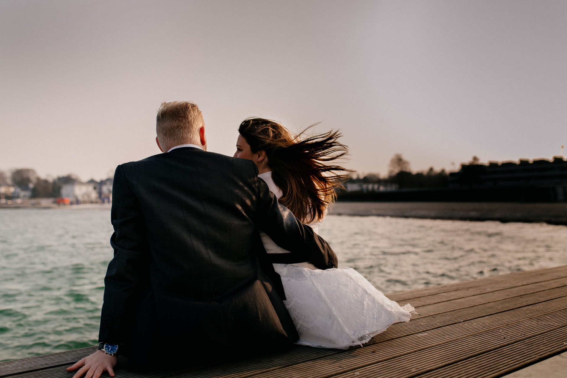 international wedding in cps-elopement photographer denmark-beach wedding scandinavia