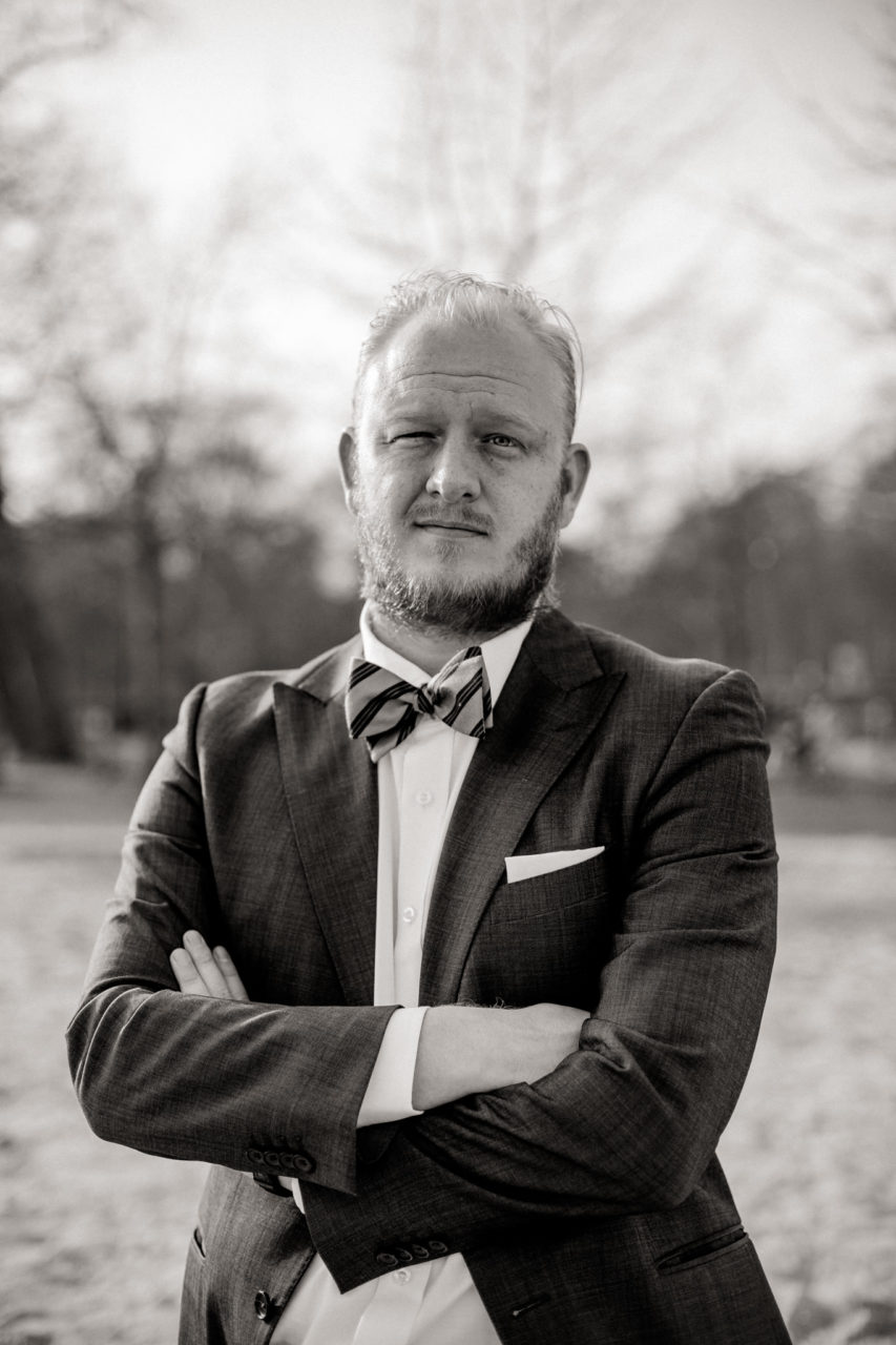 international wedding in cph-elopement denmark-beach wedding scandinavia