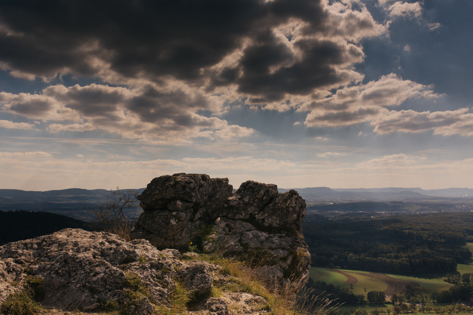 Burg Staufeneck wedding photographer-stuttgart photographer-engagement photos stuttgart