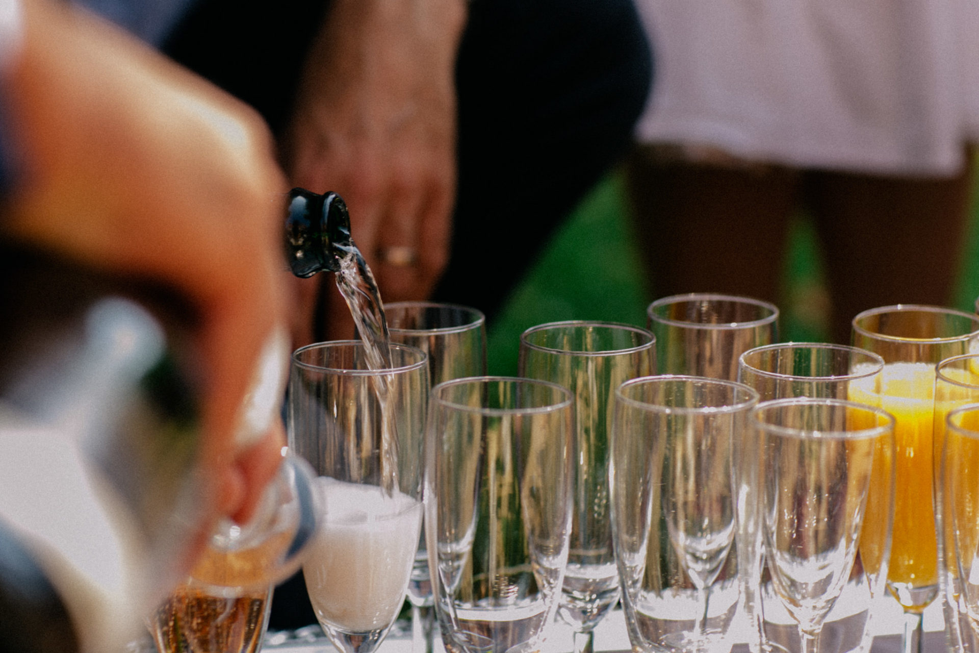 civil wedding berlin brits-reception wedding standesamt-sparkeling celebrate love-rose sekt