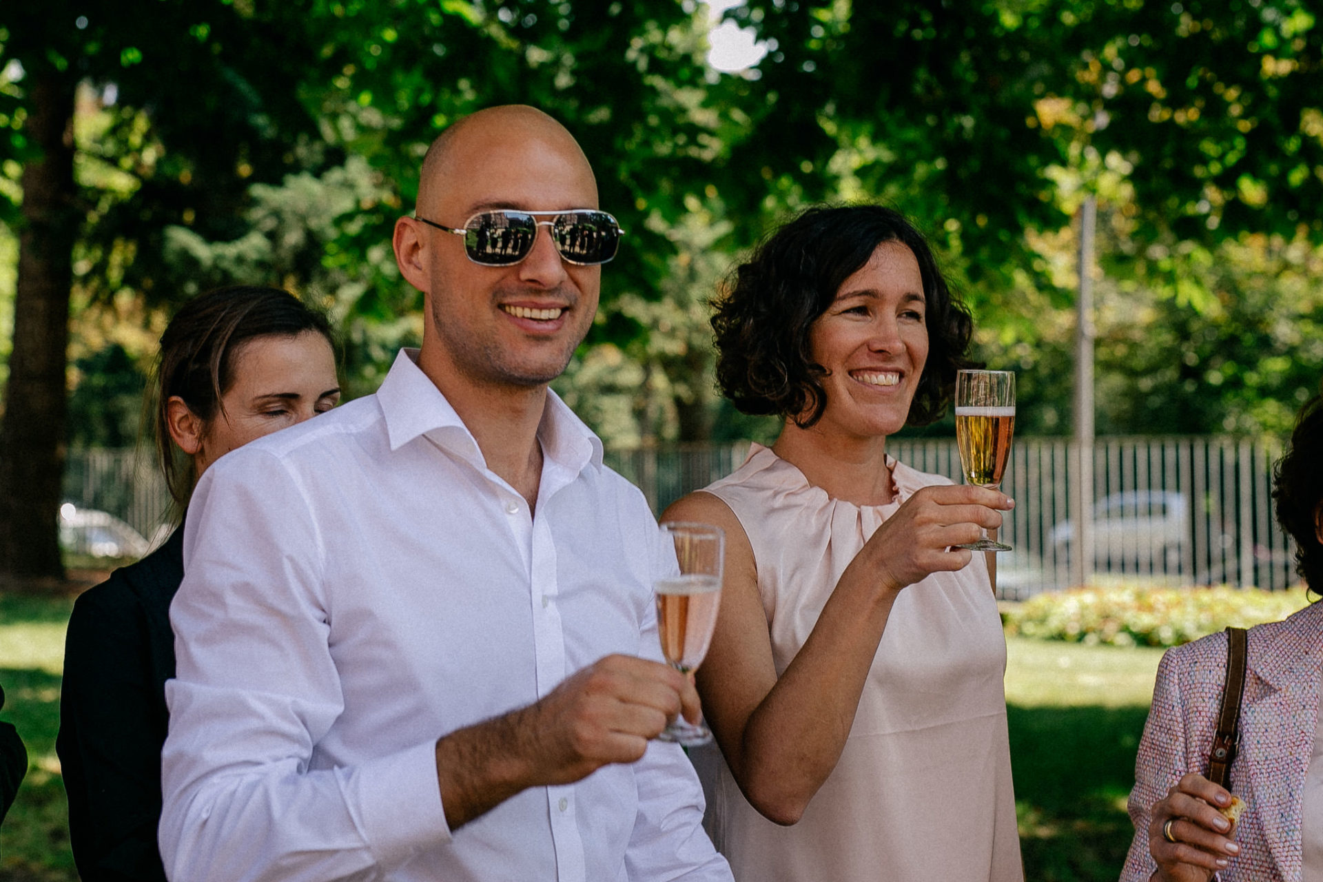 civil wedding berlin brits-reception wedding standesamt-sparkeling celebrate love-rose sekt