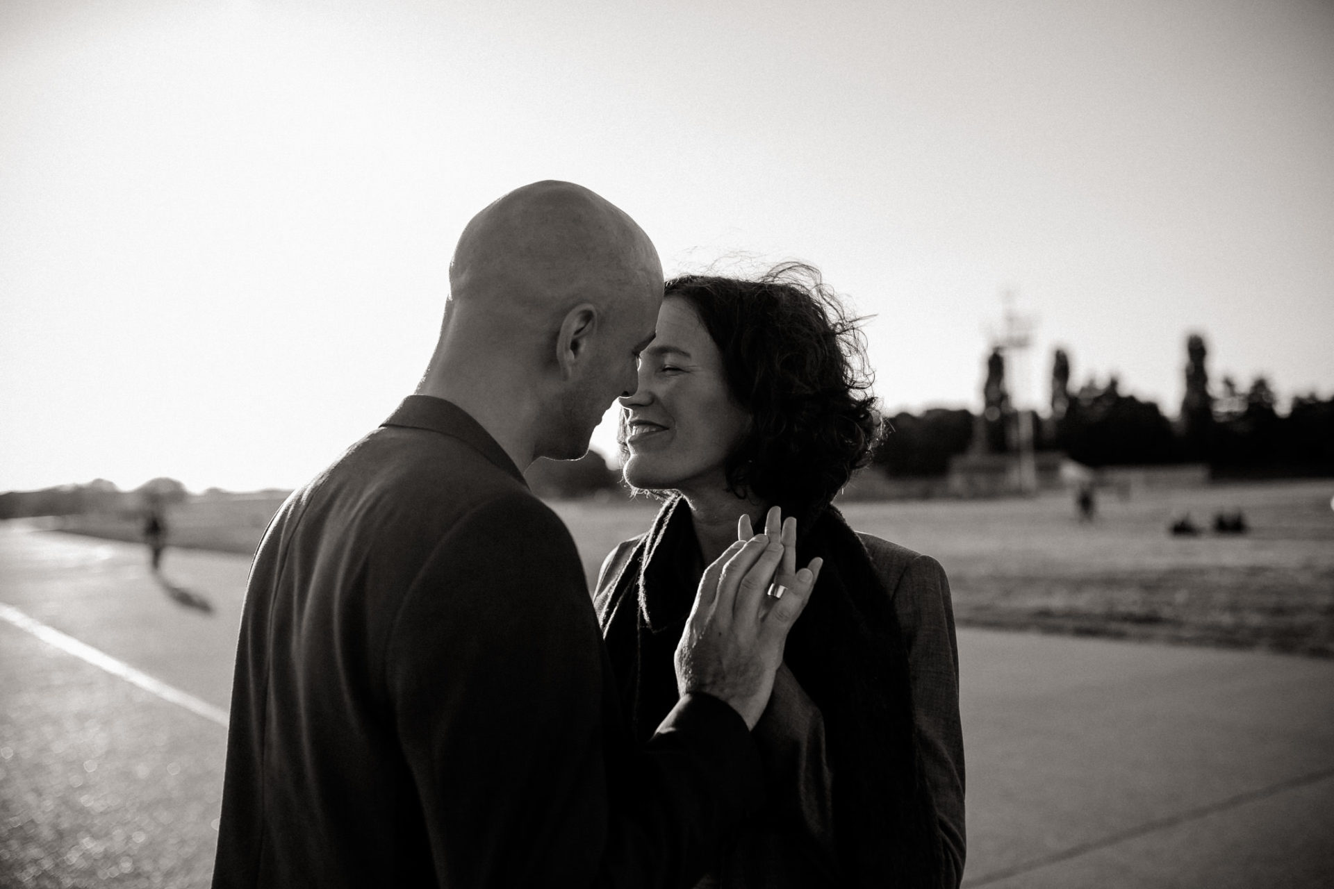 wedding photographer berlin-engagement session old airport-15 berlin engagement photos-germany elopement photographer-couple shoot berlin