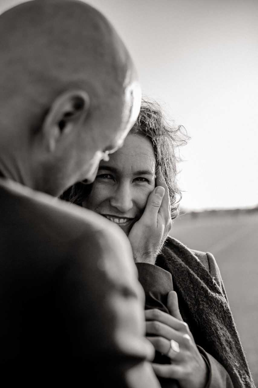 wedding photographer berlin-engagement session old airport-16 berlin engagement photos-germany elopement photographer-couple shoot berlin