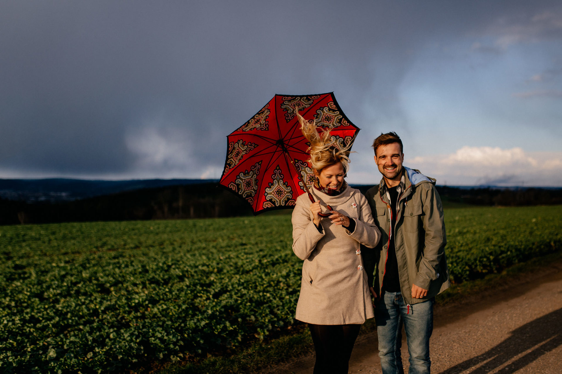 engagement session leipzig-couple shoot rain-storm portrait session-wedding photographer germany-elopement europe-kalte eiche
