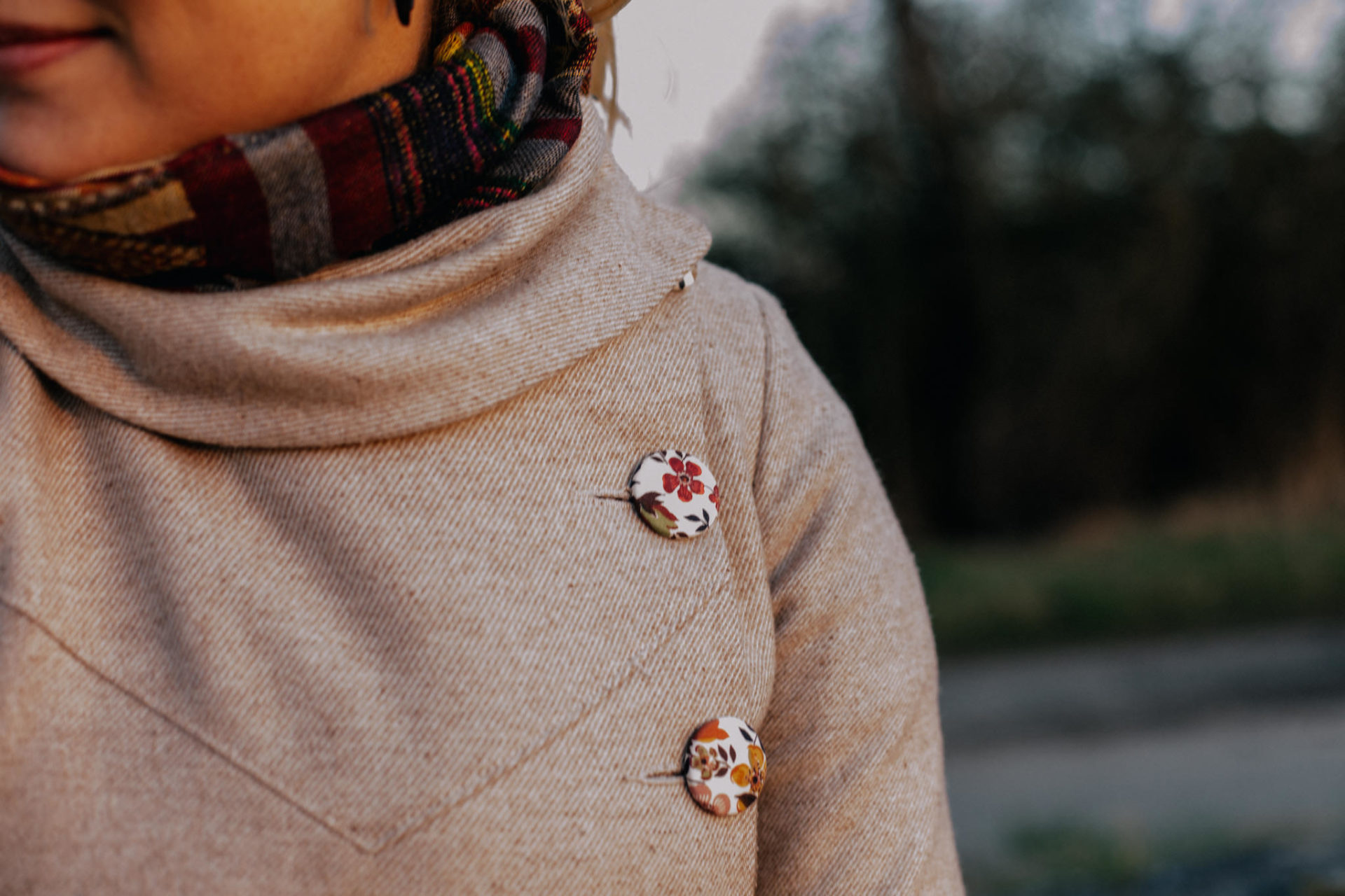 vintage coat-detail couple shoot-girls outfit couple shoot