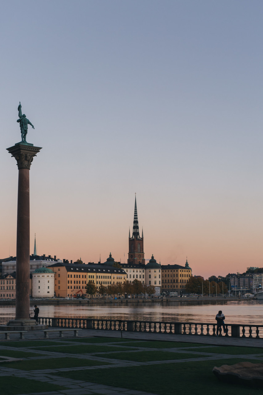 wedding photographer stockholm-stockholm stadthuset-sweden elopement