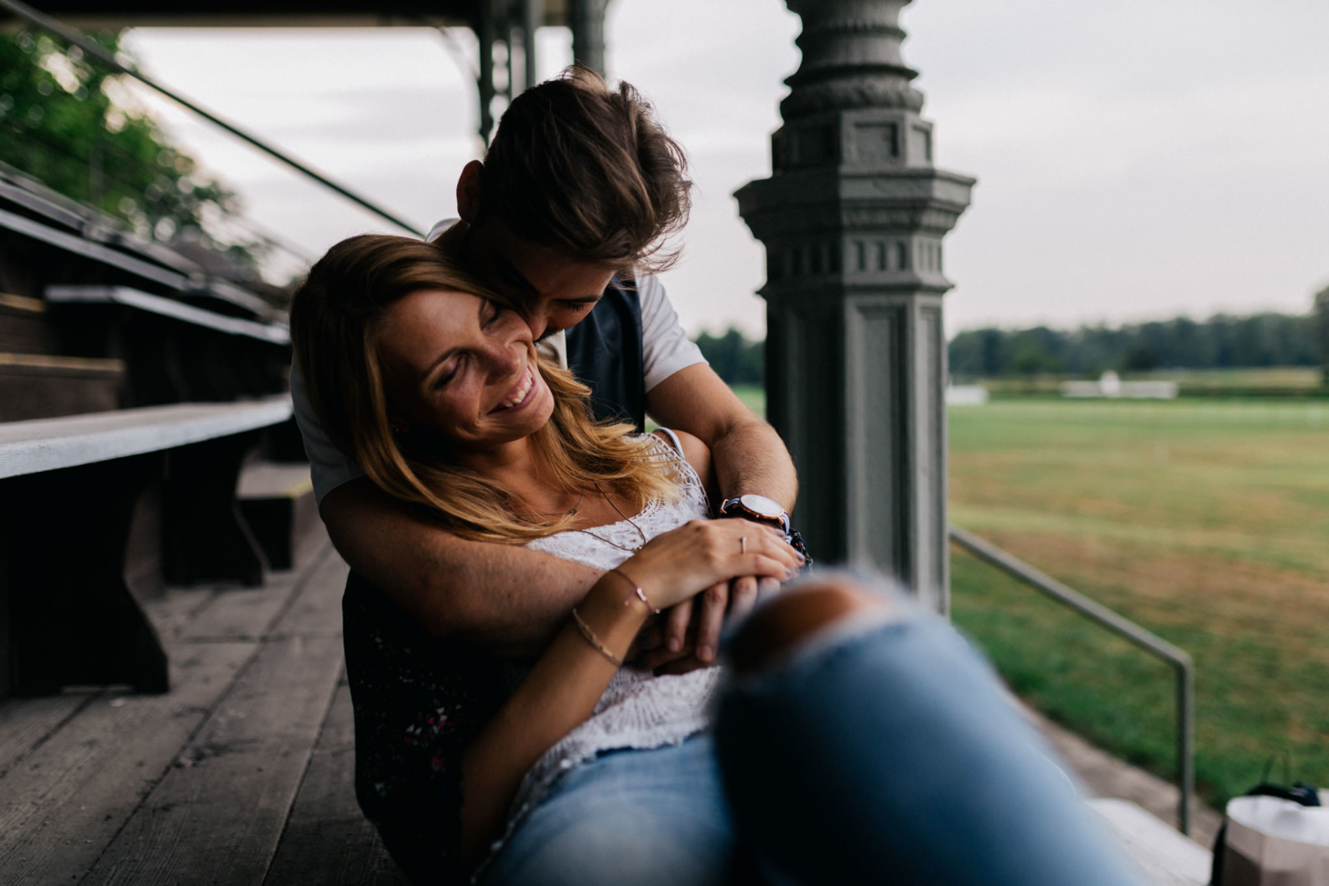 wedding photographer viena-vienna engagement shoot-elopememt photographer austria-46 vienna engagement photo-racecourse wedding freudenau