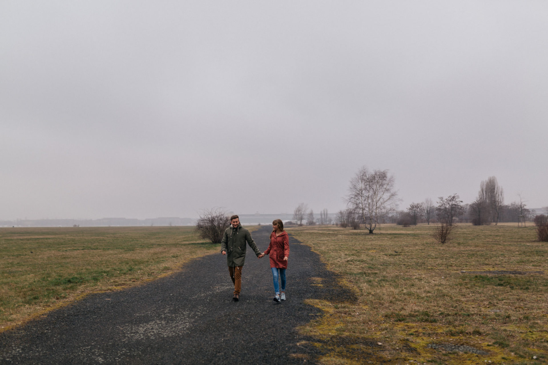 berlin wedding photographer-engagement session-couple portrait-intimate wedding photography-artistic portrait-Neukölln photographer