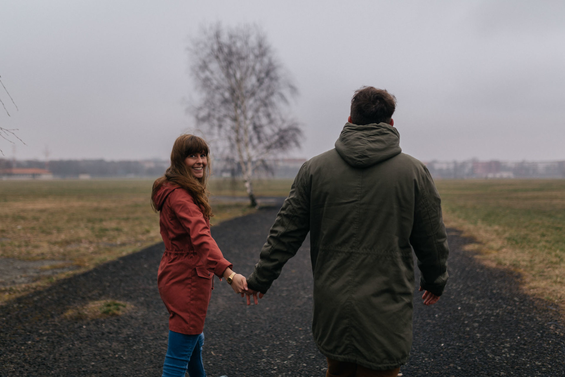 berlin wedding photographer-engagement session-couple portrait-intimate wedding photography-artistic portrait-Neukölln photographer