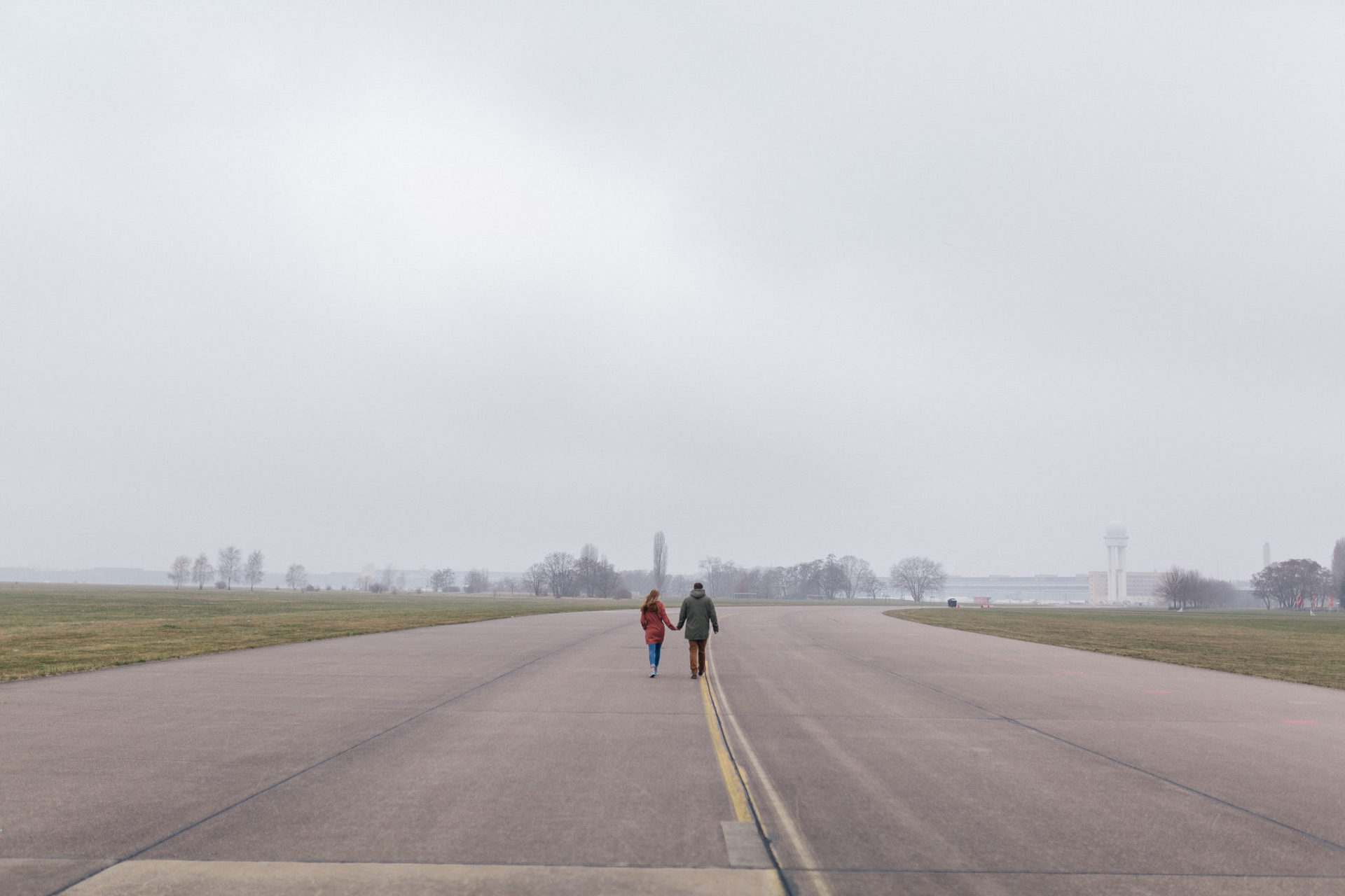 wedding photographer germany-engagement photos berlin-elopement europe-tempelhofer feld e-session-airport wedding