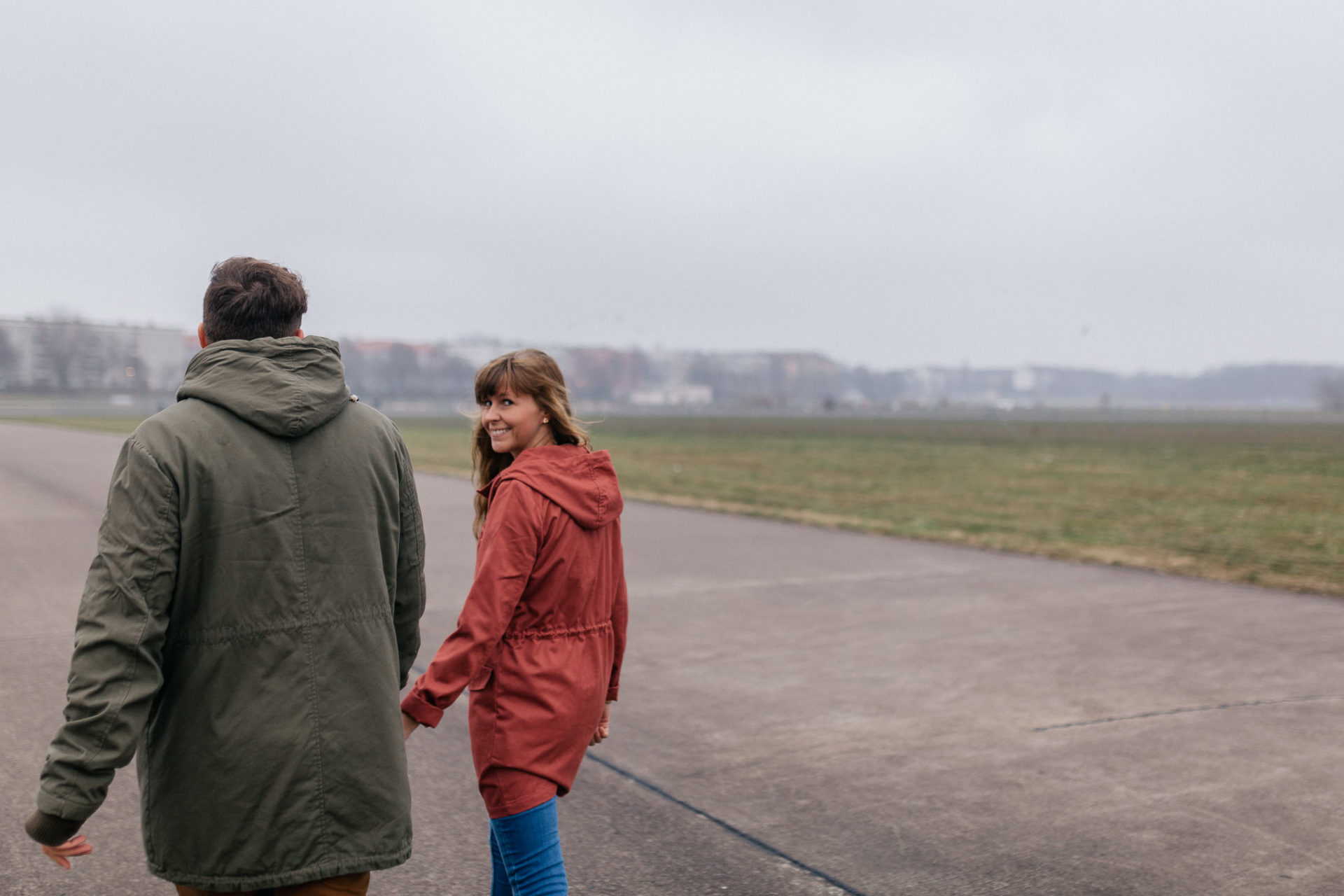 berlin wedding photographer-engagement session-couple portrait-intimate wedding photography-artistic portrait-Neukölln photographer