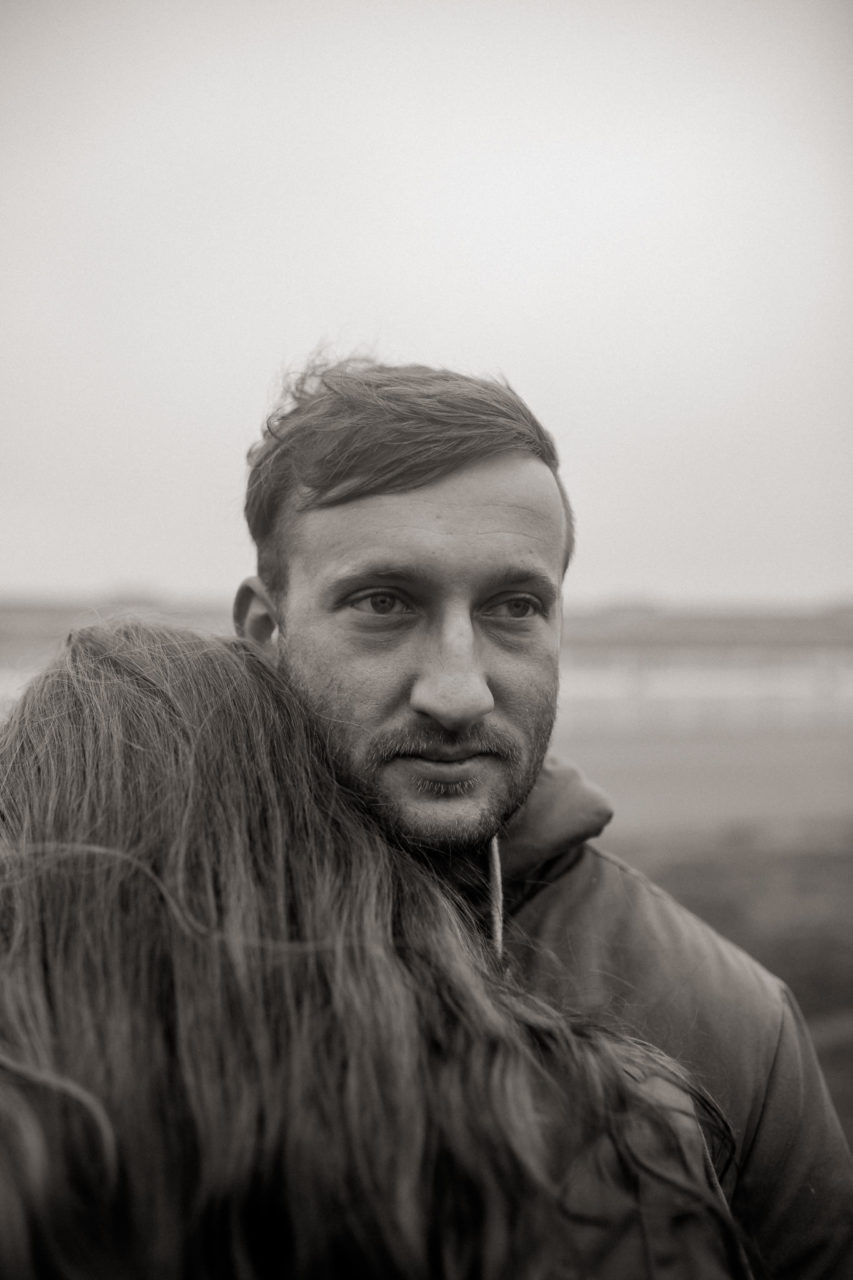 berlin wedding photographer-engagement session-couple portrait-intimate wedding photography-artistic portrait-Neukölln photographer