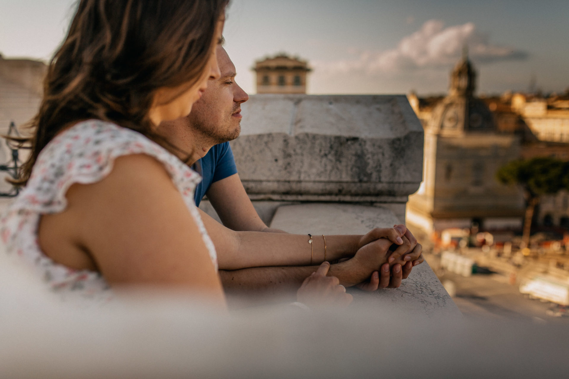 wedding photographer rome-italy elopement-engagement photos Rome-couple portraits holidays-Rome Monumento Vittorio Emanuele