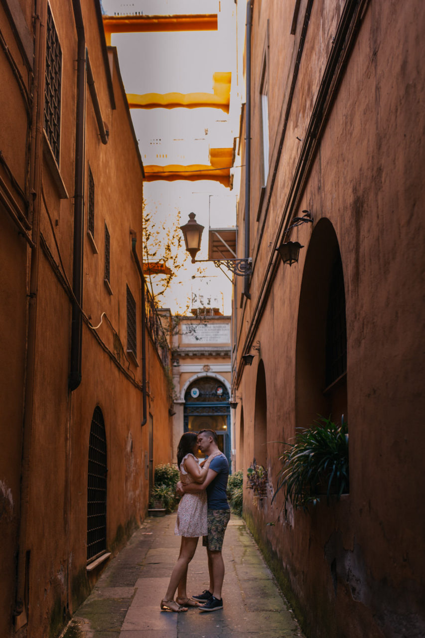 wedding photographer rome-italy elopement-engagement photos Rome-couple portraits holidays-rome city trip