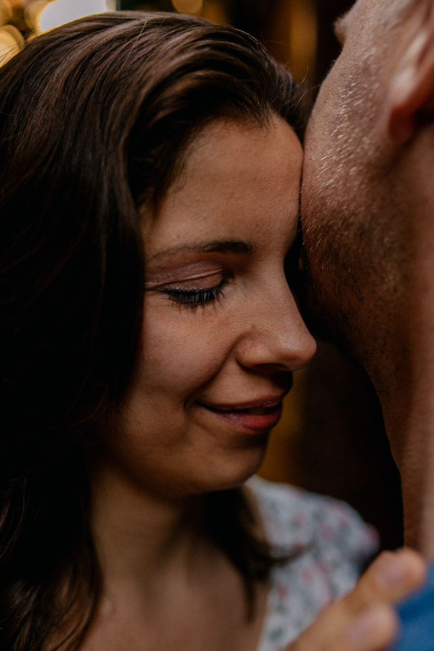 wedding photographer rome-italy elopement-engagement photos Rome-couple portraits holidays-intimate couple portrait