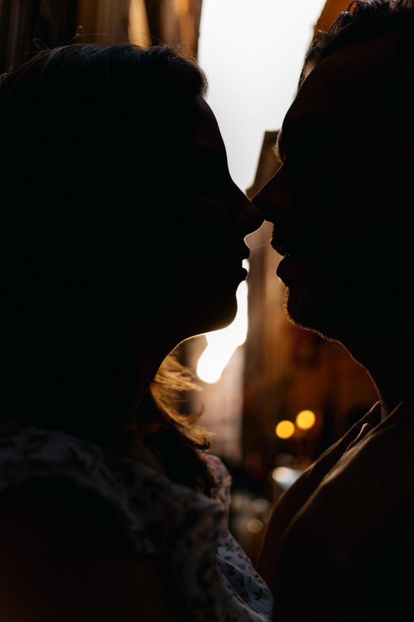 wedding photographer rome-italy elopement-engagement photos Rome-couple portraits holidays-intimate couple portrait
