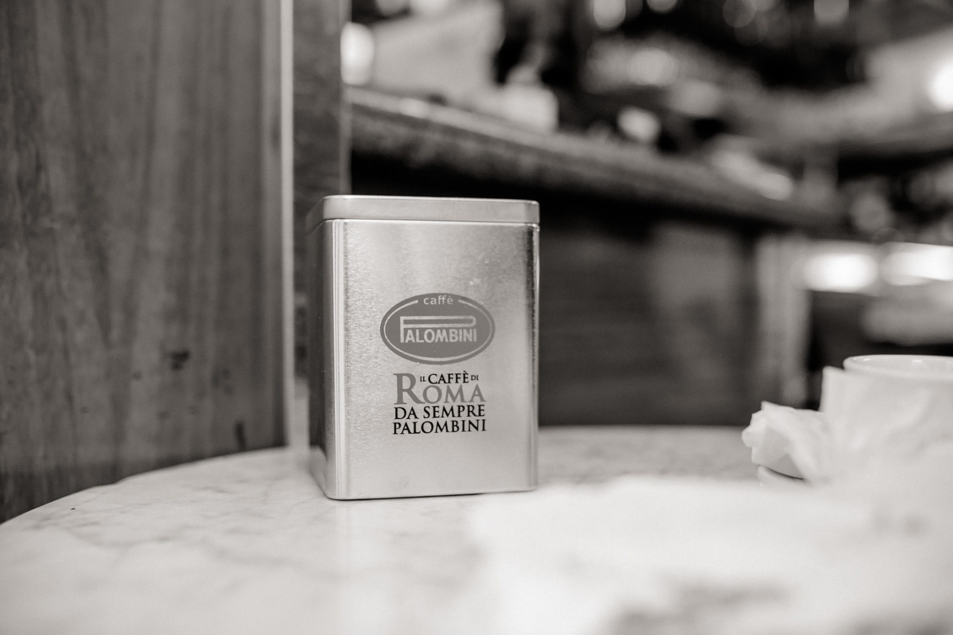 rome city trip-fontana trevi-espresso bar breakfast-photo shoot holidays-enjoy italy