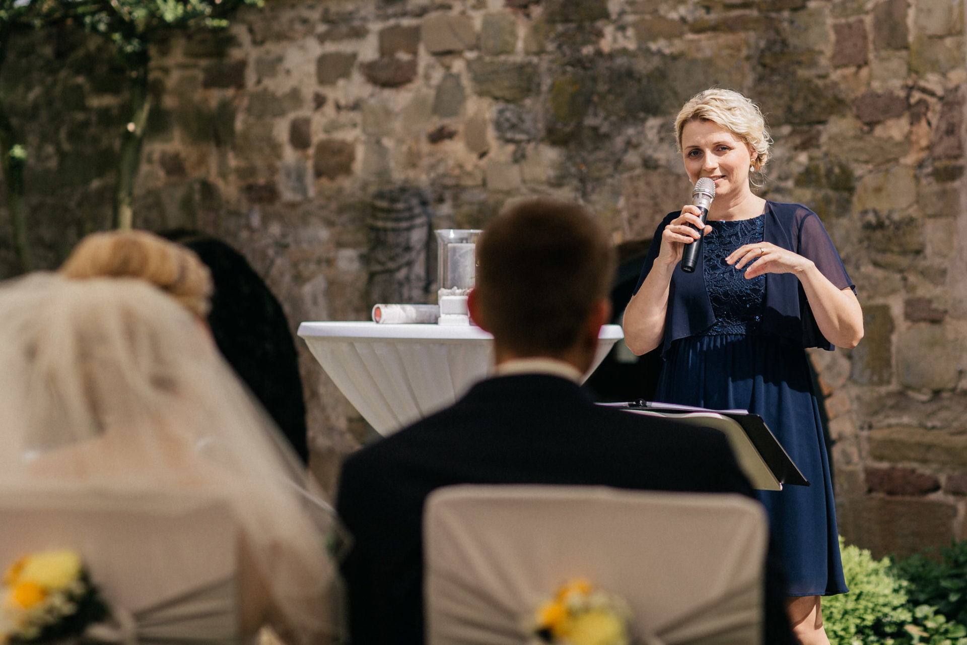 wedding photographer Stuttgart-castle wedding Stettenfels-Black forrest wedding-free ceremony