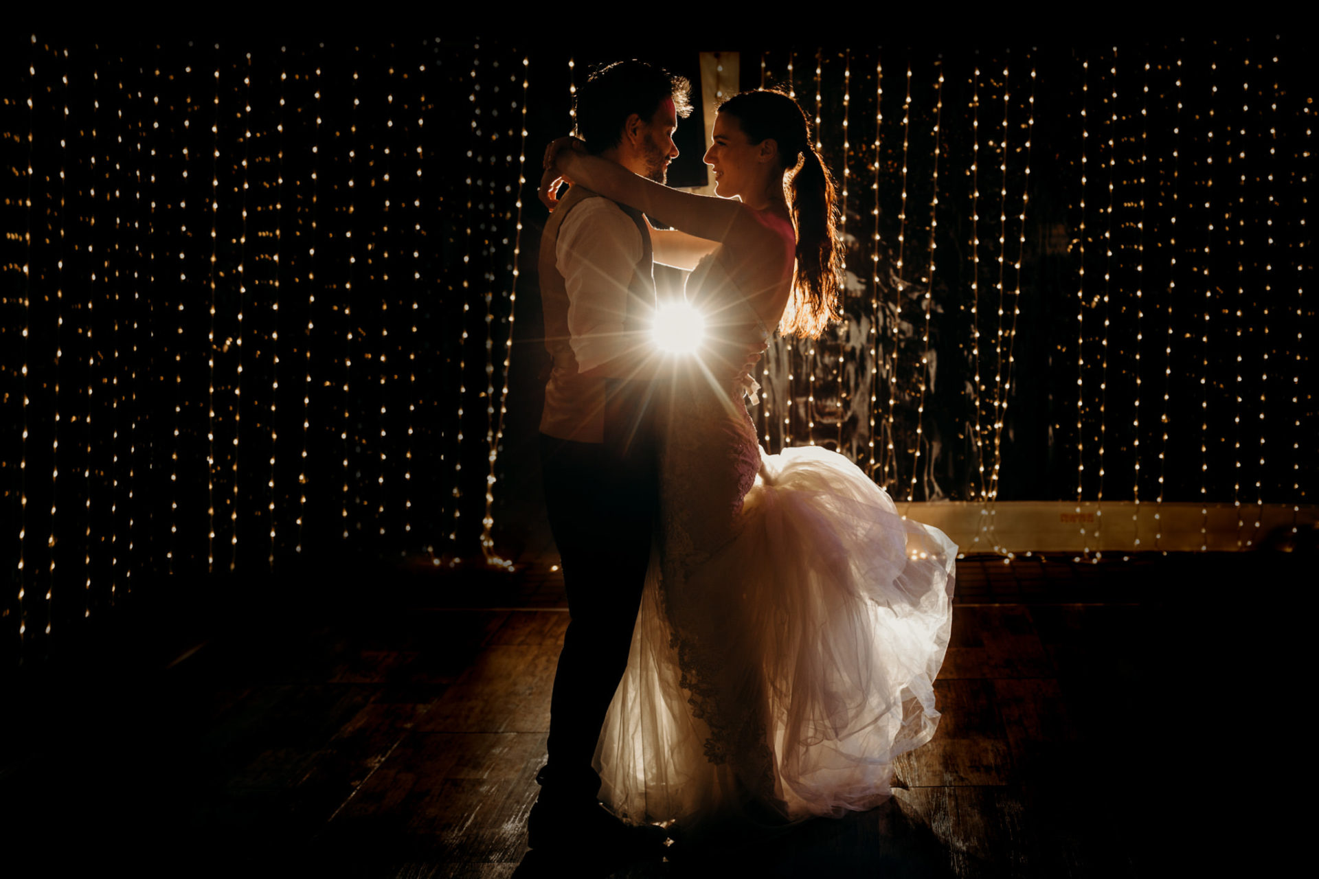 Perth Wedding Photographer-95 Wedding photographer Perth-Lamonts bishop house-solo merav gown-elegant city wedding-first dance