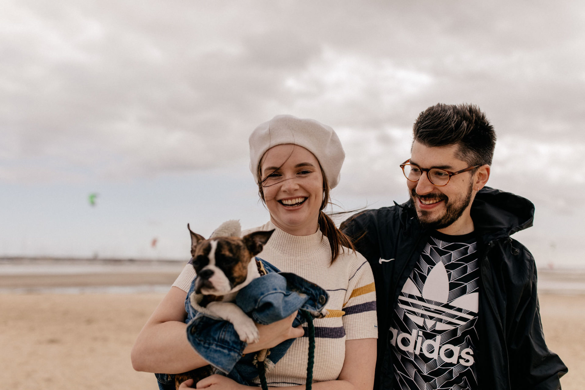 quirky st kilda photographyt-german wedding photographer melbourne-documentary candid unposed wedding photos-engagement session st klida beach-wedding with dog-chester the bochi