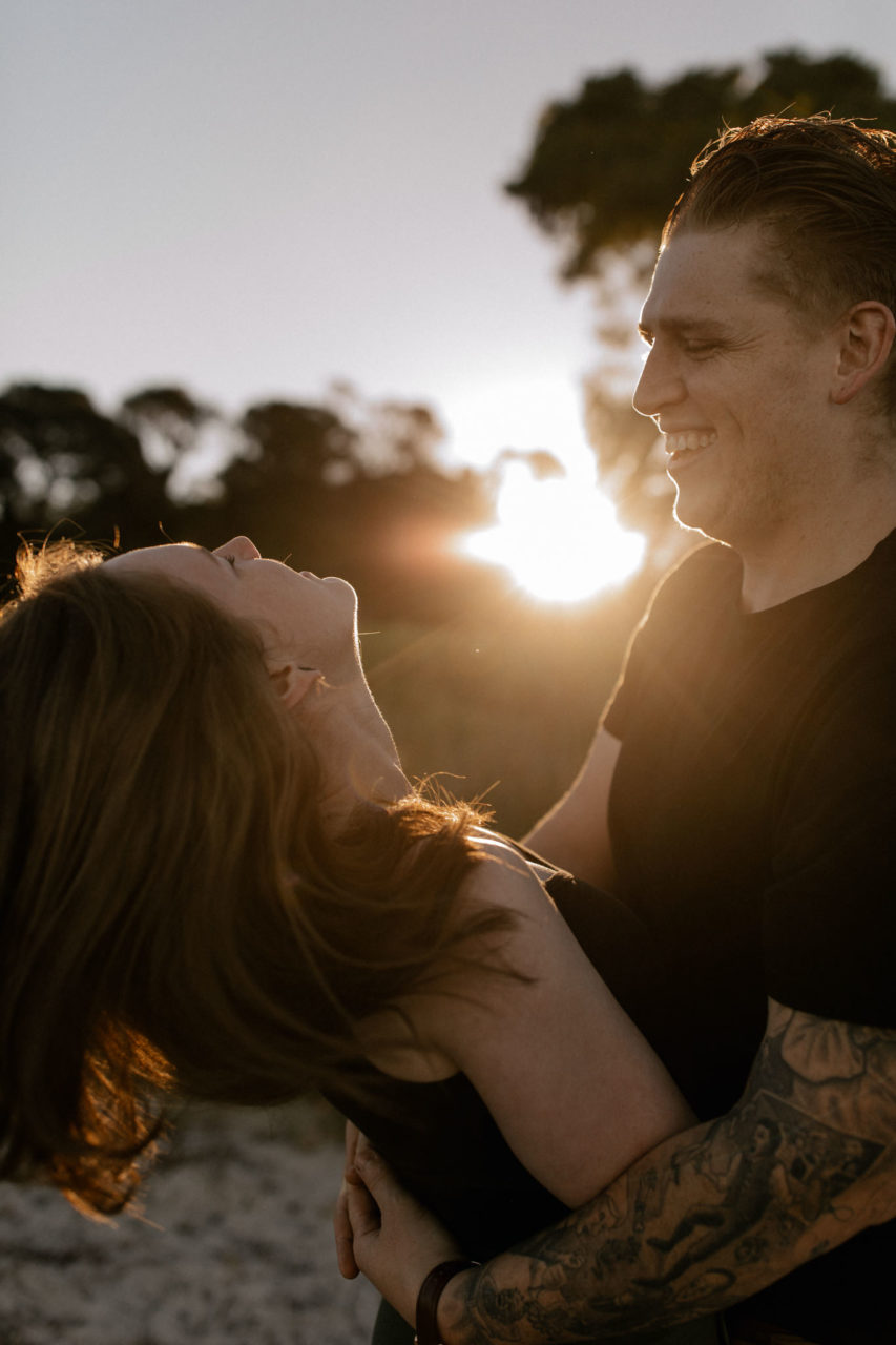 quirky wedding photographer melbourne-documentary artistic kreative wedding photographer mornington peninsula-engagement session flinders ocean beach-relaxed beach wedding