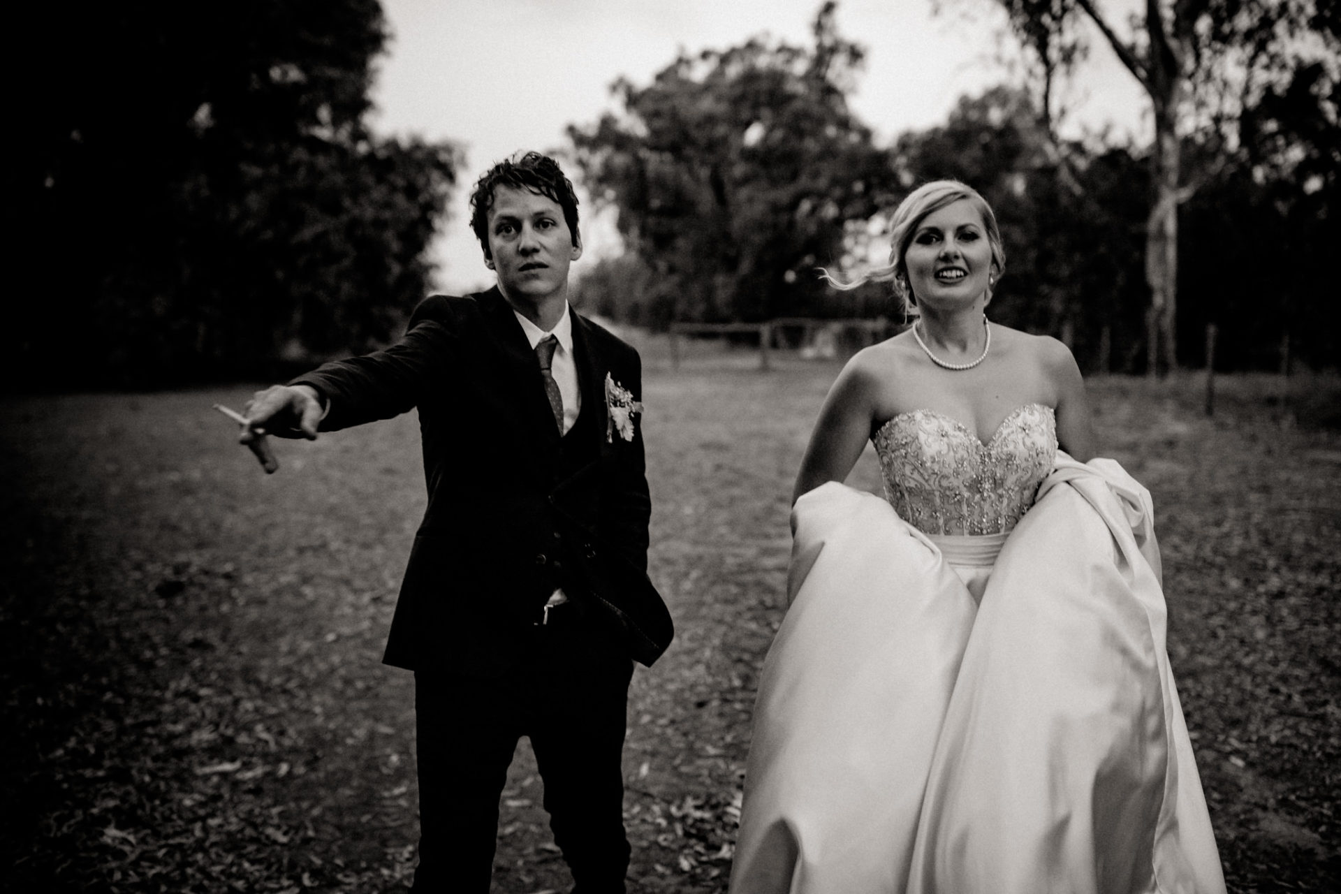 backyard-wedding-australia-melbourne-bride-groom-walking